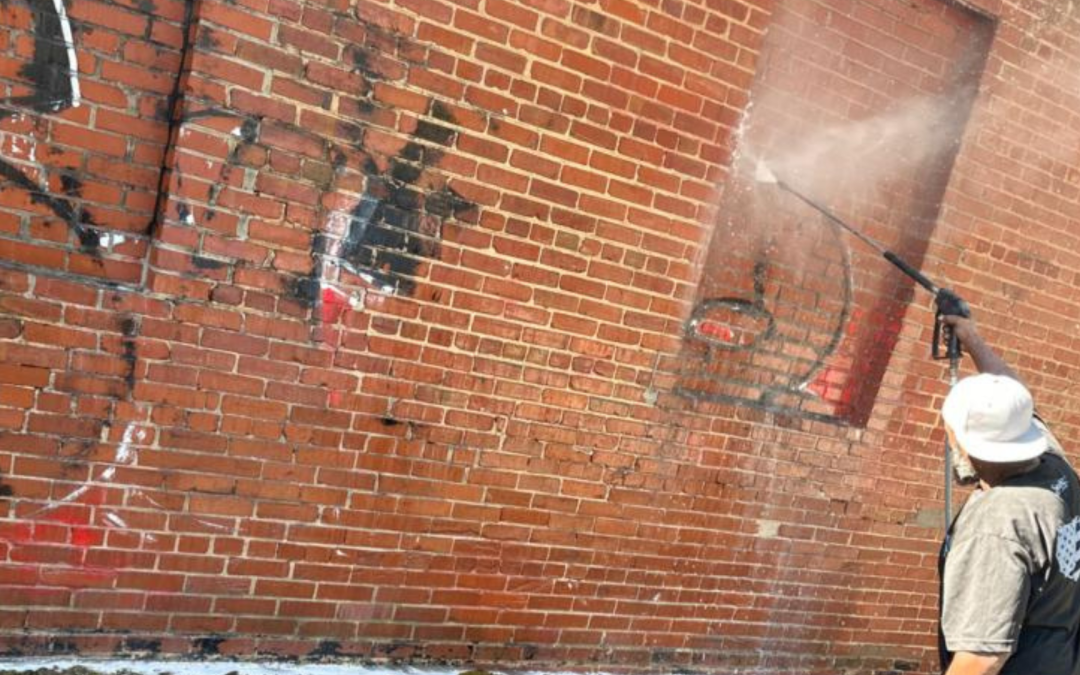 How to Remove Graffiti: The Art of Professional Graffiti Removal